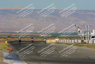 media/Aug-13-2023-CRA (Sun) [[1cfc37a6fb]]/Race 3 600 Superbike/Race/